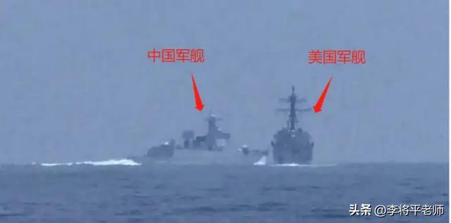 驱逐舰当掩护一艘间谍船摸底？美舰艇过航台湾海峡到底想干什么